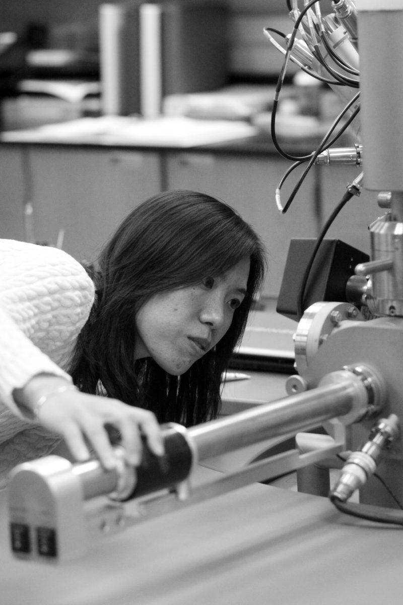 Zhou works with the mass spectrometer in her lab on Jan. 18. She helped develop the method&#160;to use this machine to better analyze any dye samples. This technique will help in many&#160;concentrations, including criminology and forensics.