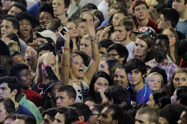 The 2014 PackHowl Homecoming Concert featuring T-Pain, Jeremih, and headliner Big Sean was the first since its inception to sell out. Students poured into Reynolds Coliseum Thursday evening for the show sponsored by the Union Activities Board.