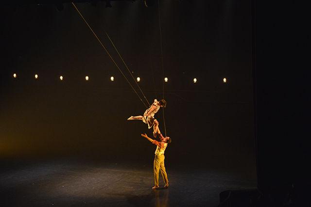 Meghan Mullin and Roel Seeber perform "Two Point" during the BANDALOOP show in Stewart Theatre September 17. BANDALOOP performed a total of six dances, all directed and choreographed by Amelia Rudolph.