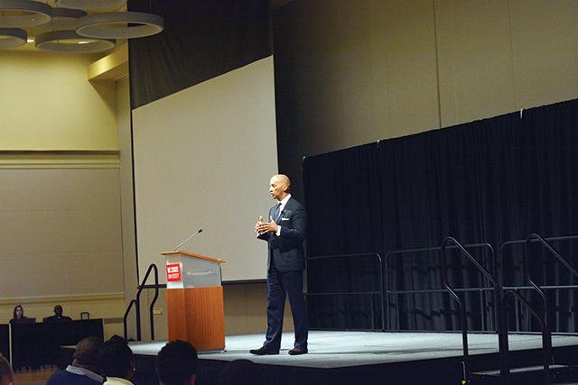 Journalist Bryon Pitts speaks in Talley about race in America. He states how there has been progress in racial relations over the past 40 years.&#160;