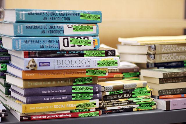A team from NC State created the program Alt-Textbook with the goal of lowering textbook prices and allowing instructors to customize their textbooks.&#160;