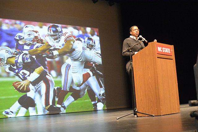 The Goodnight Scholars Program presents an eye-opening presentation by Dr. Ainissa Ramirez, the co-author of "Newton's Football: The Science Behind America's Game" and the creator of Science Underground, in order to talk about the science behind football. Appropriately after the Super Bowl, Dr. Ramirez uses her witty humor and passion for both the sport and science behind it in order to give student's a behind-the-scenes look at what really goes on on the field, anywhere from making a tackle, to coordinating plays, to recruiting that first draft pick. Kevin Hernandez, a Life Science first year student with a Microbiology intent as well as a Goodnight Scholar says that after the presentation, he said that, "I thought it was a great way to connect the game America loves to the science behind it." Hopefully Dr. Ramirez's presentation will spark in interest in not only students but in anyone to explore the science behind everyday activities and experiences.