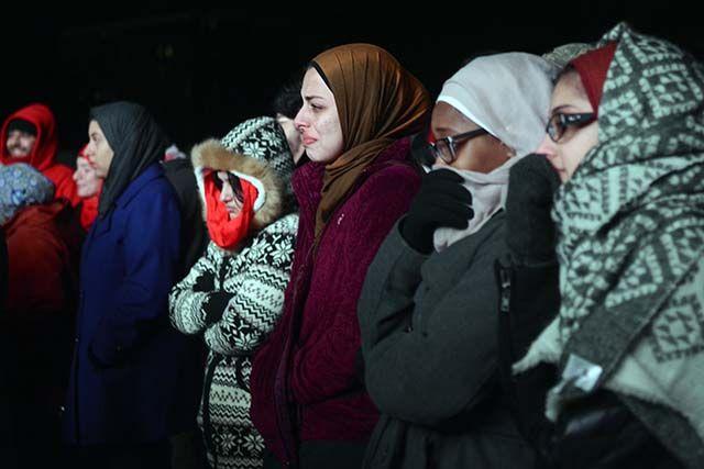 Rand Khasawneh, a junior at UNC-Chapel Hill studying nutition came to Stanford Commons on Feb. 10th, 2016 for a candlelight vigil. The vigil was held in memory of Deah Barakat, Yusor Abu-Salha and Razan Abu-Salha.