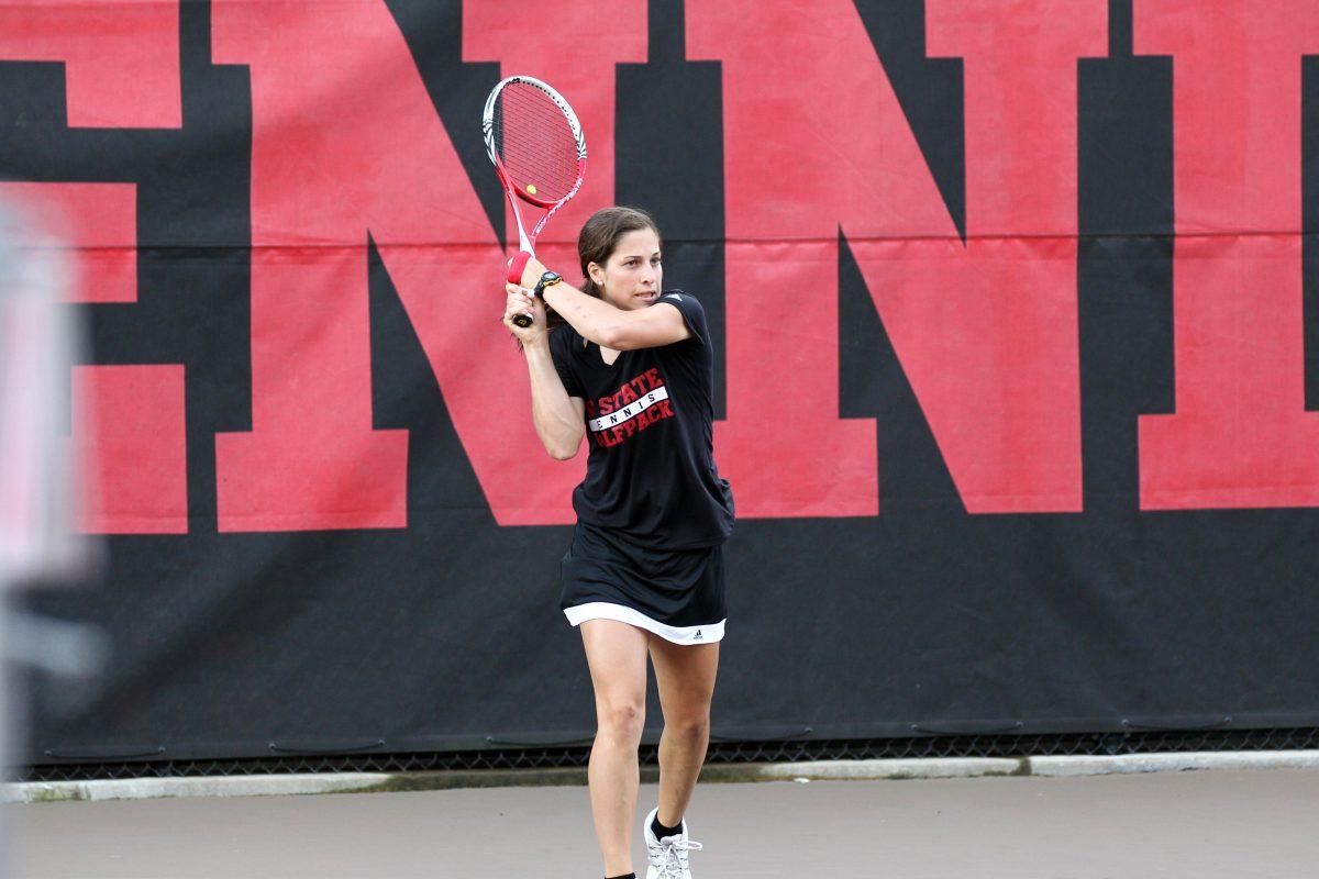 Senior Taylor Zaytoun of the NC State women&#8217;s tennis team returns a serve during a match at the J.W. Isenhour Tennis Center.