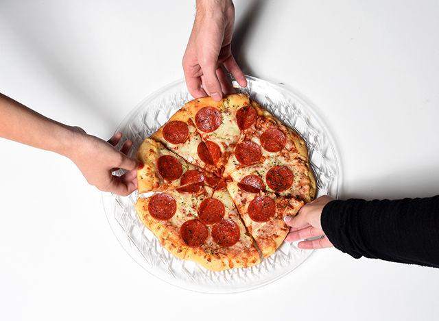 DiGiorno Pizzeria! Primo Pepperoni Pizza features olive oil and herbs atop a gooey cheese layer.&#160;