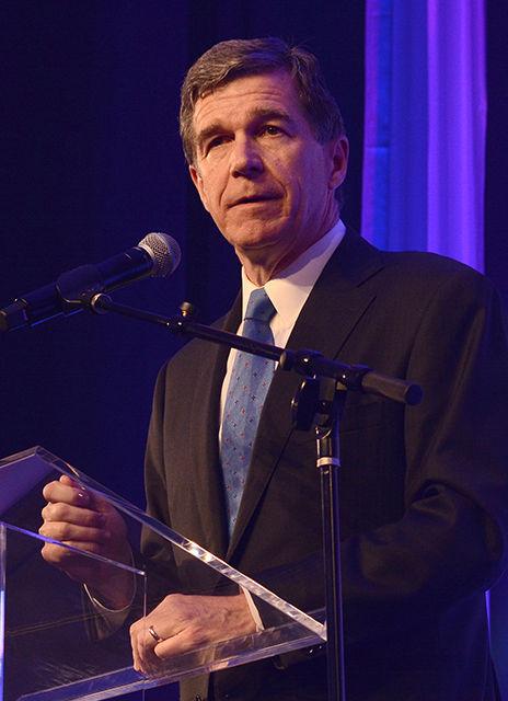 Democrat Roy Cooper, governor of North Carolina, is discussing the possibility of repealing HB2 with GOP lawmakers.&#160;