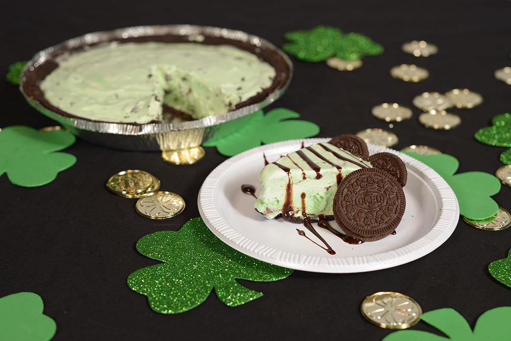 St. Patrick&#8217;s Day pie is an easy treat that can be made in advance for any party. Drizzle chocolate syrup on top and add some Oreos for a more decadent chocolate flavor.&#160;