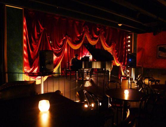 Located off of Glenwood Avenue, C. Grace is a cocktail bar which sets itself apart from other bars by hosting live jazz performances.