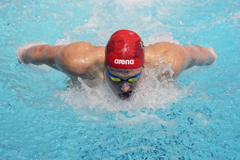 Senior Justin Ress competes in the 200-yard medley relay against rival UNC-Chapel Hill on Saturday, Jan. 19, 2019 in the Casey Aquatic Center. The NC State Men&#8217;s Team beat UNC-Chapel Hill 197-97. Ress and his teammates placed first in the event with 11 points.