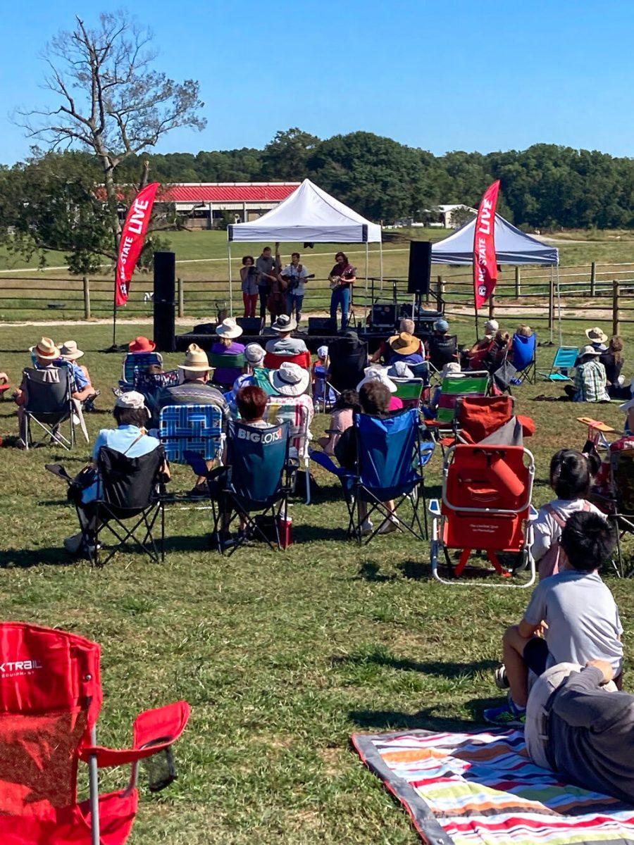 This weekend, NC State Live hosted husband and wife duo&#160;Zoe &amp; Cloyd at the Howling Cow Creamery, featuring live music and frozen treats.&#160;
