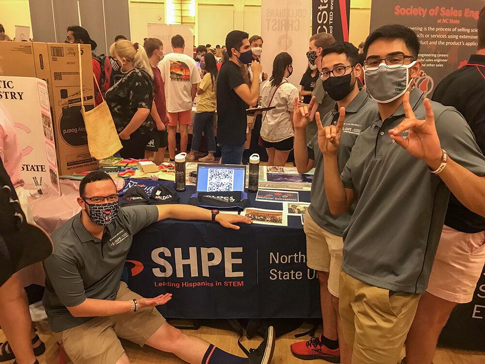 Hispanic Professional Engineers bring community, opportunity to campus