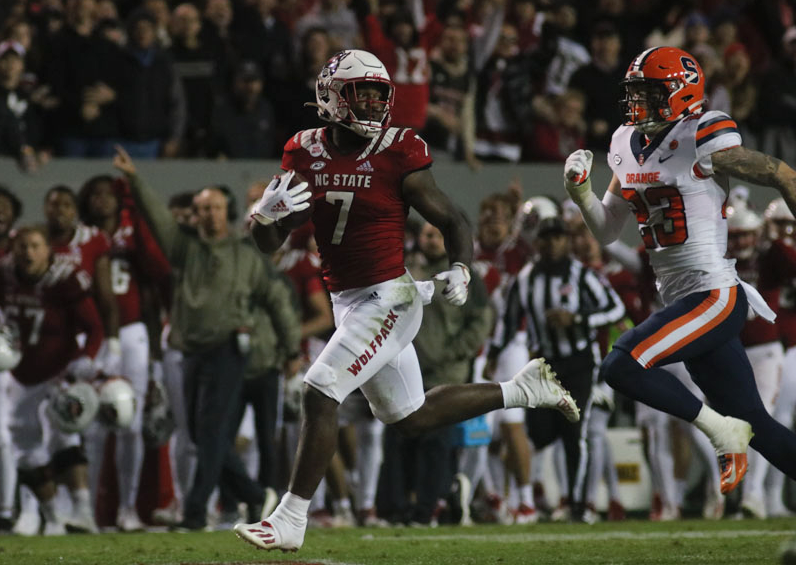 Sophomore running back Zonovan Knight runs the ball during NC State's game against Syracuse at Carter-Finley Stadium on Nov. 20, 2021. NC State won 41-17.