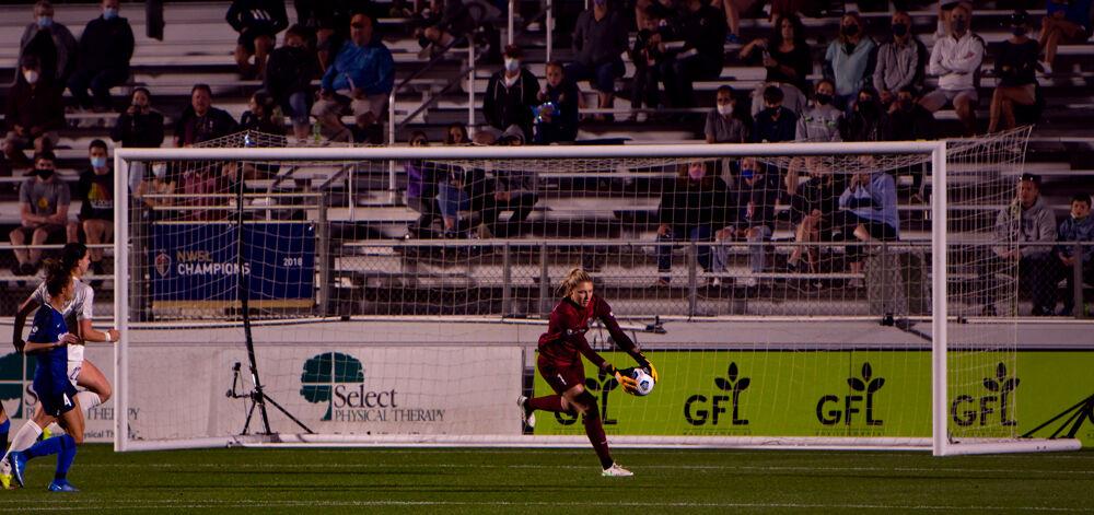 North Carolina Courage goalkeeper Casey Murphy secures the ball against the Orlando Pride on Saturday, May 1, 2021 at WakeMed Soccer Park. Murphy made two saves in the match, which ended 0-0.