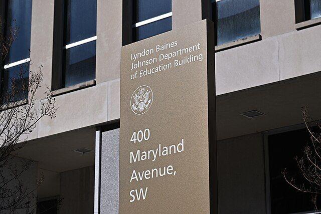Trump signs executive order to shut down U.S. Department of Education